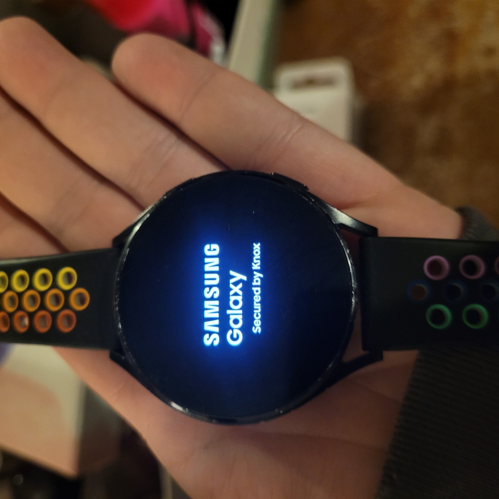 Samsung Galaxy Watch 4 40MM (GPS + Cellular)